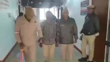 भदोही: प्राइमरी स्कूल में चोरी का खुलासा, पुलिस ने शातिर चोर को किया गिरफ्तार