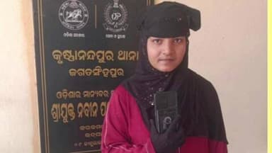 ତିର୍ତ୍ତୋଲ: କୃଷ୍ଣାନନ୍ଦପୁର ଥାନା ଅଞ୍ଚଳ ରେ ଜଣେ ମହିଳା ଙ୍କ ହଜିଯାଇଥିବା ମୋବାଇଲି ଫୋନ କୁ ଜବତ କରି ମହିଳା ଙ୍କୁ ହସ୍ତାନ୍ତର କଲା ପୋଲିସ