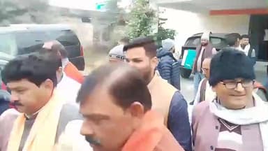 बबेरू: बबेरू कस्बे के मंडी समिति धान खरीद केंद्र का भाजपा जिला अध्यक्ष ने किया निरीक्षण, सचिव को दिए आवश्यक निर्देश