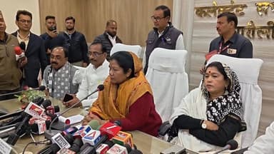 Singrauli MP: भ्रष्ट अधिकारियों पर मीडिया के सवालों से घिरे प्रभारी मंत्री का सुनिए जवाब ,,,
#viratvasundhara #MPNews #...