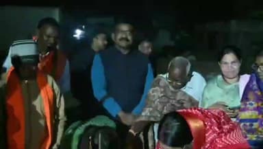 फरसगांव: विधायक नीलकंठ टेकाम ने लंजोड़ा में महतारी सदन के निर्माण हेतु किया भूमिपूजन