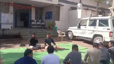 जैसीनगर: विश्व ध्यान दिवस पर जैसीनगर थाने में हार्टफुलनेस ध्यान कार्यक्रम का हुआ आयोजन, पुलिसकर्मियों को तनावमुक्त रखने की पहल