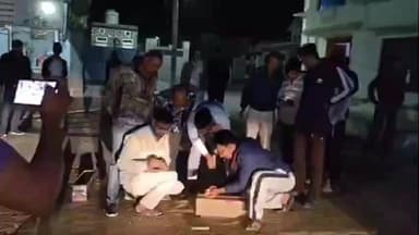 तारानगर: भाजपा नेता राकेश जांगिड़ को जांगिड़ ब्राह्मण महासभा के राष्ट्रीय अध्यक्ष बनाने पर तारानगर में हुई आतिशबाजी