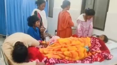 जलडेगा: जलडेगा तेली टोली में नाबालिग ने फांसी लगाकर की आत्महत्या, पुलिस ने शव कब्जे में लेकर प्रेमी से पूछताछ की