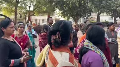 धमतरी: अयोध्या, काशी समेत अन्य मंदिरों के दर्शन पर निकले तीर्थयात्री थाने पहुंचे, बताई अपनी आपबीती, जानिए क्या हुआ था