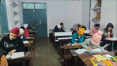 खुर्जा: श्री गुरु तेग बहादुर के 350 गुरु पर्व पर सुभाष रोड स्थित गुरुद्वारे में गुरु ज्ञान प्रतियोगिता का आयोजन