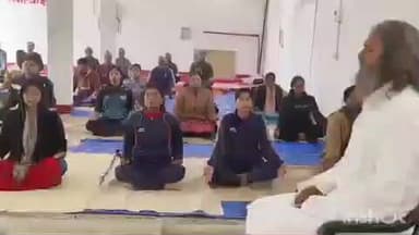 अरवल: पुलिस लाइन जिंनपुरा, अरवल में एसपी के निर्देश पर योग अभ्यास शिविर का आयोजन किया गया