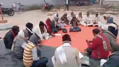 हसपुरा: हसपुरा बाजार के रामशरण यादव पुस्तकालय परिसर में सीपीआई के कार्यकर्ताओं ने पार्टी का 100वां स्थापना दिवस मनाया