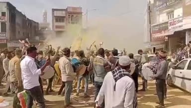 चांदूर बाजार: चांदूरबाजार नगरपरिषद निवडणुकीत प्रहार जनशक्ती पक्षाला बहुमत, कार्यकर्त्यांमध्ये आनंदाचे वातावरण