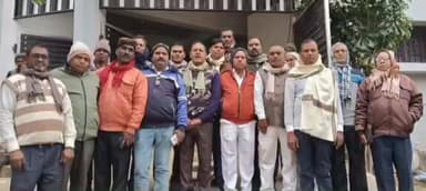 मेदिनीनगर (डालटनगंज): पलामू परिसदन में वित्त मंत्री से मिला झारखंड राज्य सहायक अध्यापक संघर्ष मोर्चा, मांगों को लेकर ज्ञापन सौंपा