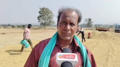 ଗୁଣୁପୁର: ପଦ୍ମପୁର ବ୍ଲକ ରେ ଧାନ ମଣ୍ଡି ଖୋଲିବା ପାଇଁ ନିବେଦନ କଲେ ଆଖୁସିଂ ଚାଷୀ ଟୁନା ଭାଇ