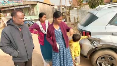 ଜଳେଶ୍ବର: କାର କୁ ଧକ୍କା ଦେଲା ଟ୍ରାକ୍ଟର,ଅଳ୍ପକେ ବର୍ତ୍ତିଲେ ଉଭୟ ଗାଡ଼ିରେ ଥିବା 6 ଜଣ, ଘଟଣା ସନ୍ତୋଷପୁର ଛକ ନିକଟରେ