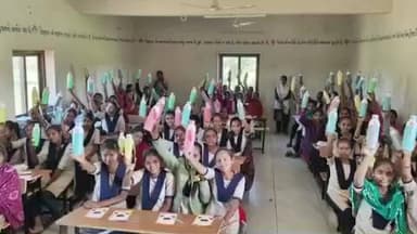 ગરબાડા: બેટી બચાવો – બેટી પઢાવો”અંતર્ગત એકલવ્ય માધ્યમિક શાળા, આંબલી. ખાતે કાર્યક્રમ યોજાયો.