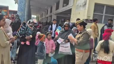 चांदपुर: चांदपुर व नूरपुर में रोडवेज बस स्टैंड पर पुलिस ने महिलाओं को मिशन शक्ति अभियान के तहत जागरूक करने के लिए कार्यक्रम आयोजित किया