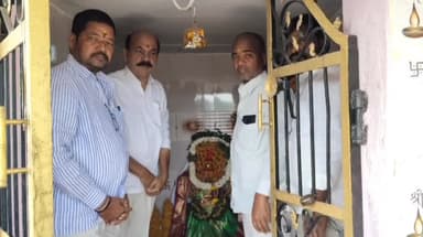 సంగారెడ్డి: నాగ్సన్ పల్లి లోని ఎల్లమ్మ దేవాలయంలో ప్రత్యేక పూజలు చేసిన సంగారెడ్డి ఎమ్మెల్యే చింతా ప్రభాకర్