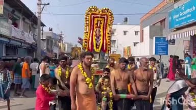 அன்னூர்: அன்னூரில் ஐயப்பன் கோவிலில் 56 ஆம் ஆண்டு திருவிழாவையொட்டி யானை மீது ஐயப்பன் திருவீதி உலா நடைபெற்றது