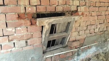 মঙ্গলকোট: গোয়াল ঘরের জানালা ভেঙে ছাগল চুরির ঘটনা ঘটলো মঙ্গলকোটের কেশবপুরে, বারবার চুরির ঘটনায় আতঙ্ক ছড়িয়েছে এলাকায়