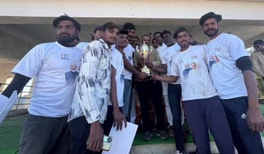 सीहोर: जिले के अलहादा खेड़ी में सांसद खेल महोत्सव के तहत खेल प्रतियोगिताओं का आयोजन, विजेताओं को पुरस्कार वितरित