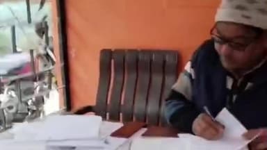 फरेंदा: मिश्रौलिया पंचायत भवन में एसआईआर, किसान पंजीकरण और आयुष्मान कार्ड हेतु विशेष कैंप आयोजित