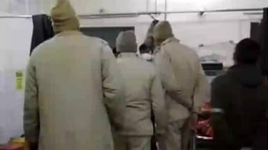 हनुमानगढ़: भाम्भूवाली ढाणी में खेत में आड़ को लेकर चल रहे विवाद में दो पक्षों के बीच झगड़ा, डंडे व धारदार हथियारों से किया हमला