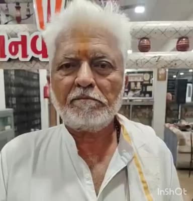 રાજુલા: રાજુલામાં સ્વ. દિનેશભાઈ સરવૈયાની 10મી પુણ્યતિથિએ મહારક્તદાન કેમ્પ, ભક્તિરામબાપૂએ રક્તદાનની અપીલ કરી