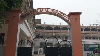 स्वामी विवेकानंद हाई स्कूल लगुनी स्कूल के डायरेक्टर सुनील कुमार से औपचारिक प्रेसवार्ता