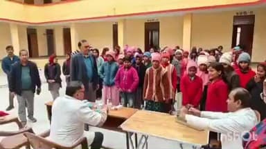 तुलसीपुर: सीएमओ ने कस्तूरबा गांधी आवासीय विद्यालय नचौरा में बच्चों के स्वास्थ्य परीक्षण कैंप का किया निरीक्षण