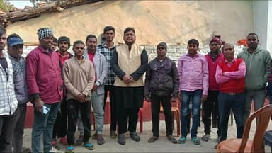 बेंगाबाद: सिरसिया व मोहलीचुवा में गौरव कुमार ने जन समस्याओं को लेकर स्थानीय लोगों के साथ की बैठक