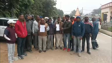 बांगरमऊ: बांगरमऊ के कमलापुर में जेई विद्युत पर ट्रांसफार्मर हटाने के नाम पर ₹20 हजार मांगने का आरोप, रिश्वत का आरोप