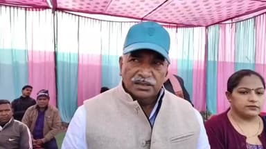 गदरपुर: खेमपुर में श्रद्वेय राजा जगत सिंह की स्मृति में बॉलीबॉल टूर्नामेंट का आयोजन, विधायक अरविंद पांडे भी रहे उपस्थित