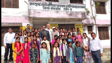 सज्जनगढ़: सज्जनगढ़ ब्लॉक का सघन निरीक्षण, केंद्रीय निदेशक विक्रम केशरी प्रधान ने दिए निर्देश