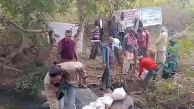 सिहावल: सीधी जिले के विभिन्न स्थानों पर जल संरक्षण के तहत बोरी बंधान का कार्य संपन्न