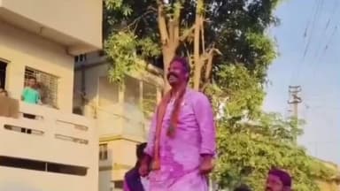 फलटण: फलटण नगरपालिकेत राजे गटाची सत्ता संपुष्टात; रणजीतसिंह नाईक निंबाळकरांचा पैलवानकी जल्लोषात विजयोत्सव