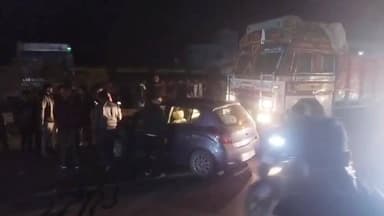 कोंडागांव: कोंडागांव में टीवीएस शोरूम के पास NH-30 पर कार और ट्रक की टक्कर, हादसे में कोई जनहानि नहीं, कार हुई क्षतिग्रस्त