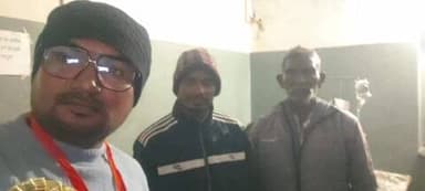 झींकपानी: जंगल में जलावन ला रही बेनी गोप का बम विस्फोट से पैर टूटा, युवा गोप समिति मदद के लिए आगे आई