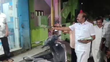 தாம்பரம்: பீர்க்கங்கரணை பகுதியில் அதிமுக சார்பில் துண்டு பிரசுரங்கள் வினியோகம் செய்யப்பட்டது