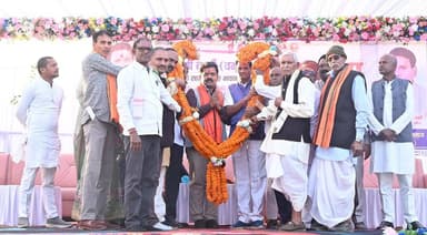 उपमुख्यमंत्री श्री विजय शर्मा ने ग्राम पोड़ी में सुरेठी कुर्मी समाज के सामाजिक भवन का लोकार्पण कर समाज के लिए छात्रावास ...