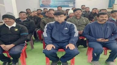 परसवाड़ा: विश्व ध्यान दिवस पर परसवाड़ा, लामता व चांगोटोला थानों में पुलिस कर्मियों ने किया सामूहिक ध्यान