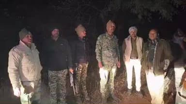 कोटर: कुसमुही जंगल में चरवाहों पर हमला, चोर 26 बकरियां लूटकर फरार