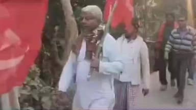 মগরাহাট ২: মগরাহাট দু নম্বর ব্লকের সিপিএমের এরিয়া কমিটির পক্ষ থেকে বাংলা বাঁচাও যাত্রা ও ধিক্কার মিছিলের আয়োজন করা হয়