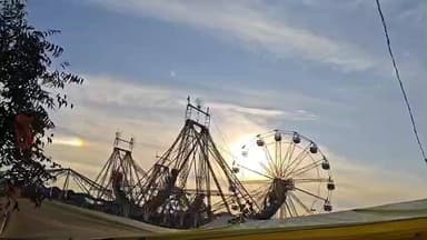 कसरावद: 62वें श्री गांगलेश्वर महादेव मेले में रविवार को रही रौनक, लोगों ने झूलों का आनंद लिया