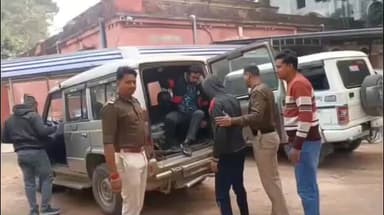 বাগদা: পুলিশ ক্লিয়ারেন্স সার্টিফিকেট জাল করে পুলিশের জালে দুই প্রতারক