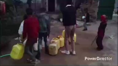 मऊ: मानिकपुर के सकरौंहा गांव में सरकारी नलकूप खराब होने से जल संकट छाया