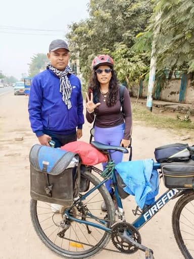 #आंध्रप्रदेश की रहने वाली ये हैं #समीरा #खातुन जो अबतक 37 देशों की #यात्रा #साईकिल से कर चुकी हैं , #माउंटनर के नाम से #...