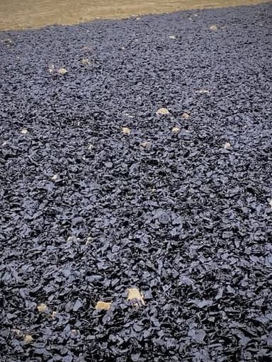 आजमगढ़ जनपद के बुढ़नपुर तहसील क्षेत्र अंतर्गत मोलनापुर नत्थनपट्टी गांव में इन दिनों सड़क निर्माण का कार्य चल रहा है। जिस...