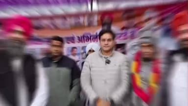 सितारगंज: कैबिनेट मंत्री सौरभ बहुगुणा ने बरी ग्राम में सुनीं जनसमस्याएं