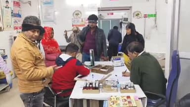 महोबा: सिजहरी गांव में खेत जाते समय ई-रिक्शा पलटने से युवक गंभीर रूप से घायल, जिला अस्पताल में उपचार जारी