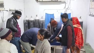 महोबा: बिलबई गांव की एक युवती ने अज्ञात कारणों से खाया जहरीला पदार्थ, जिला अस्पताल में इलाज जारी