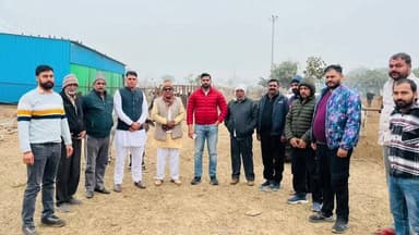 रेवाड़ी: नंदू गौशाला एवं उपचार केंद्र में रविवार को मास्टर रामफल की अगुवाई में कार्यकारिणी सदस्यों की बैठक हुई