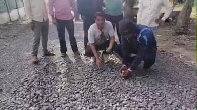 नेपानगर: नेपानगर वार्ड 13: अधूरा डामर रोड हादसों का कारण, जनता में आक्रोश